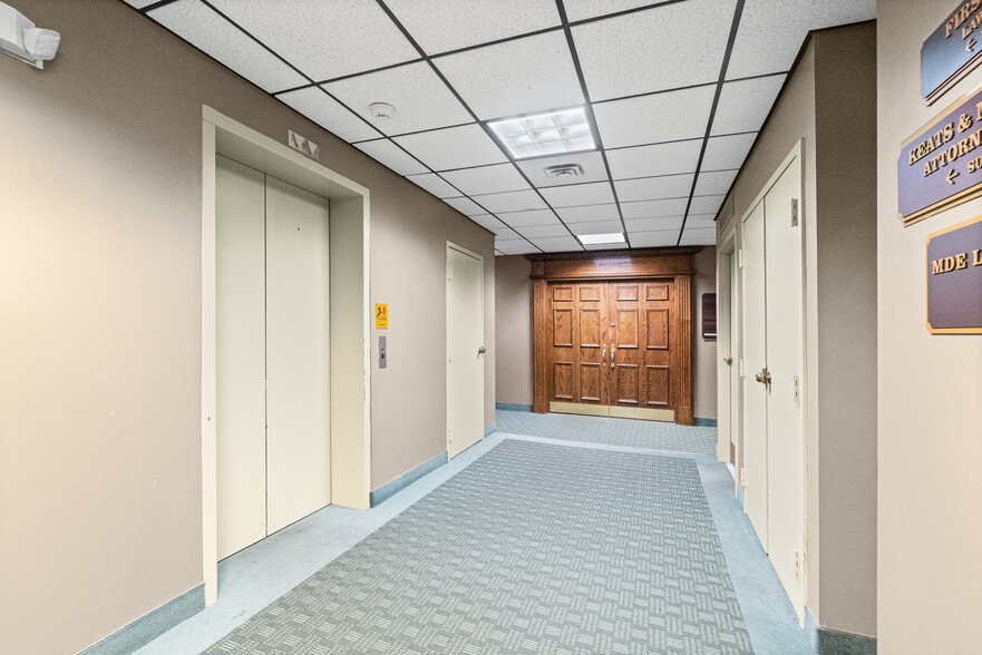 More Photos Of 10521 Judicial Dr, Fairfax Medical For Sale