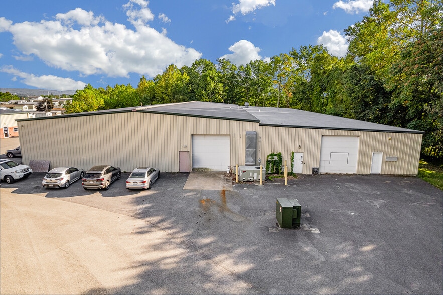 More Photos Of 951 Point Marion Rd, Morgantown Light Manufacturing For Sale
