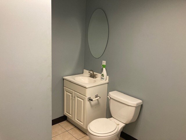 More Photos Of 9552 York Alpha Dr, North Royalton Service For Sale