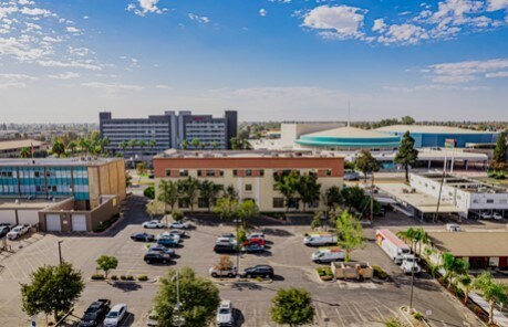 More Photos Of 900 Truxtun Ave, Bakersfield Office For Lease