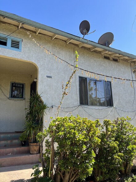 More Photos Of 3333 Division St, Los Angeles Apartments For Sale
