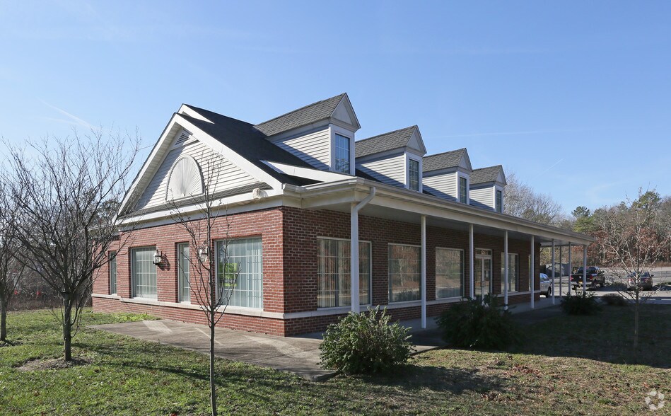 Primary Photo Of 2956 Route 112, Medford Medical For Sale