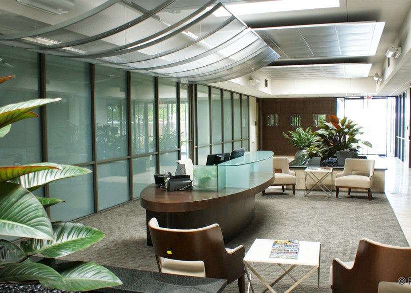 More Photos Of 16600 Park Row, Houston Light Distribution For Sale