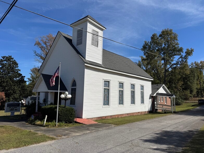 Primary Photo Of 216 Broad St, Warm Springs Religious Facility For Sale