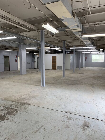 More Photos Of 420 Davis Ave, Dayton Warehouse For Lease