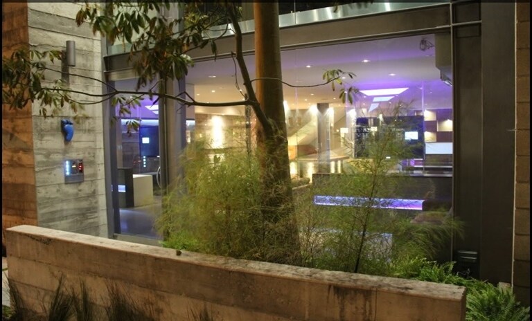 More Photos Of 1214 Abbot Kinney Blvd, Venice Loft Creative Space For Lease