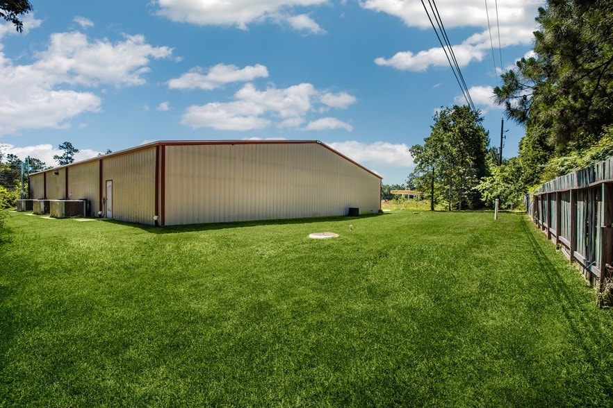 More Photos Of 28925 Nichols Sawmill Rd, Magnolia Warehouse For Sale