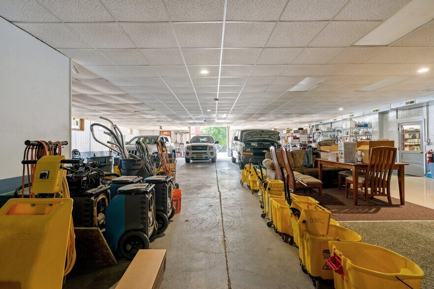 More Photos Of 75 Jackson Ave, Cohoes Warehouse For Lease