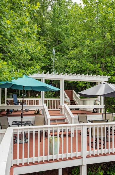 More Photos Of 84-86 Benson Rd, Travelers Rest Specialty For Sale