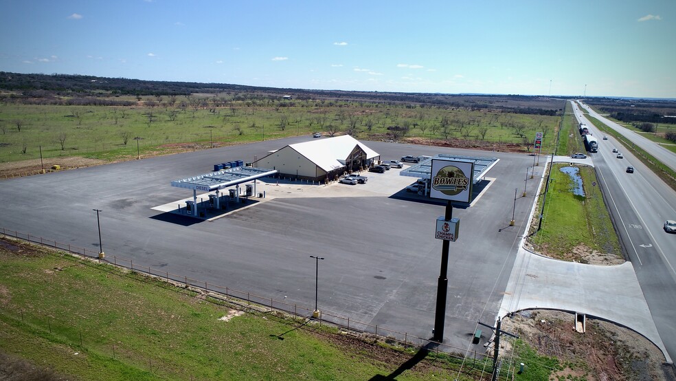 Primary Photo Of 3049 US-83, Tuscola Truck Stop For Sale