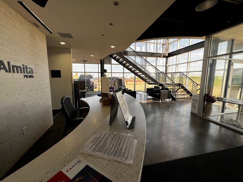 More Photos Of 430077 Range Road 261, Ponoka Office For Lease