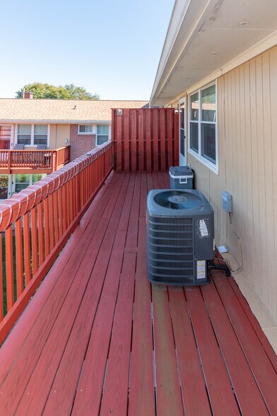 More Photos Of 1214 Walker Ave, Baltimore Apartments For Sale