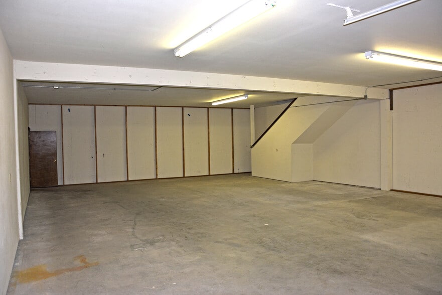 More Photos Of 2427 W Sims Way, Port Townsend General Retail For Sale