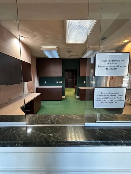 More Photos Of 1005 Pinellas St, Clearwater Medical For Lease