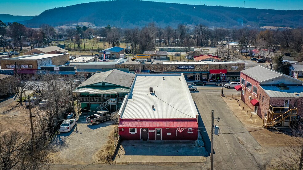 More Photos Of 223 W Main St, Mountain View Storefront For Sale