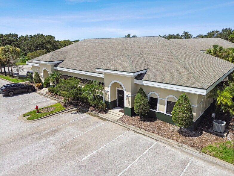 More Photos Of 8258 118th Ave N, Largo Medical For Sale