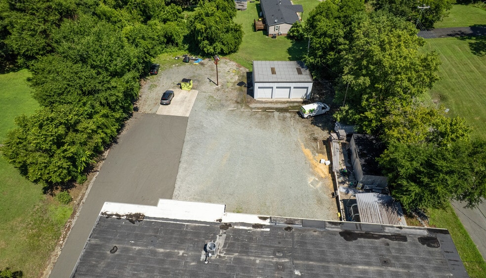 More Photos Of 410 E Main St, Haw River Light Distribution For Lease