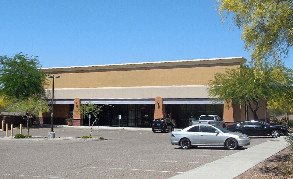 More Photos Of 16725-16845 E Shea Blvd, Fountain Hills Unknown For Lease