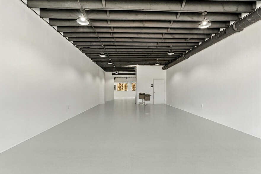 More Photos Of 1200 Kings Ave, Jacksonville Freestanding For Lease