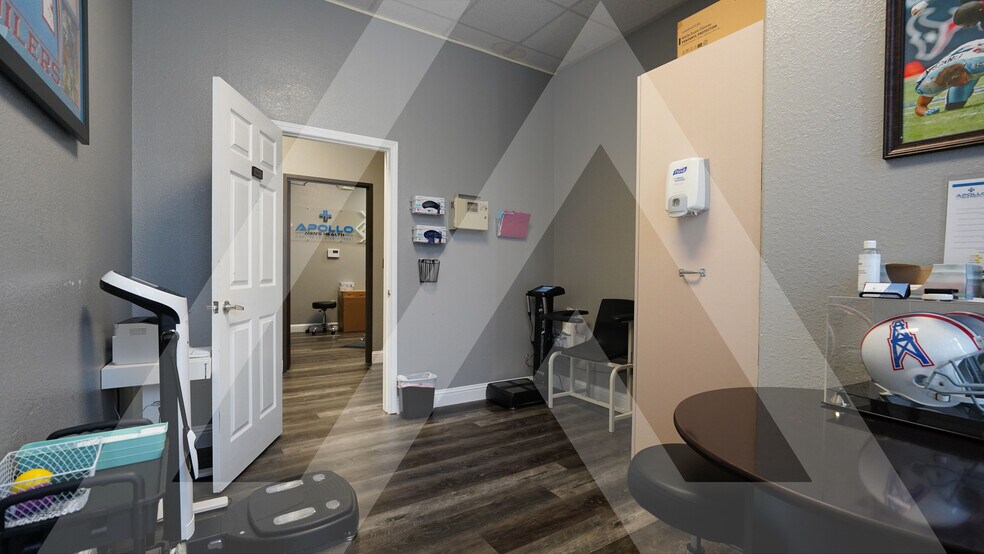 More Photos Of 2404 Smith Ranch Rd, Pearland Medical For Lease