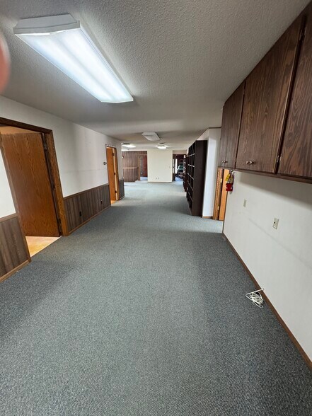 More Photos Of 200 E Wisconsin St, Seymour Township Office For Sale