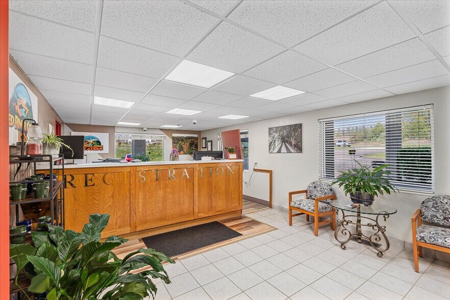 More Photos Of 182 Quillens Chapel Rd, Campton Hotel For Sale