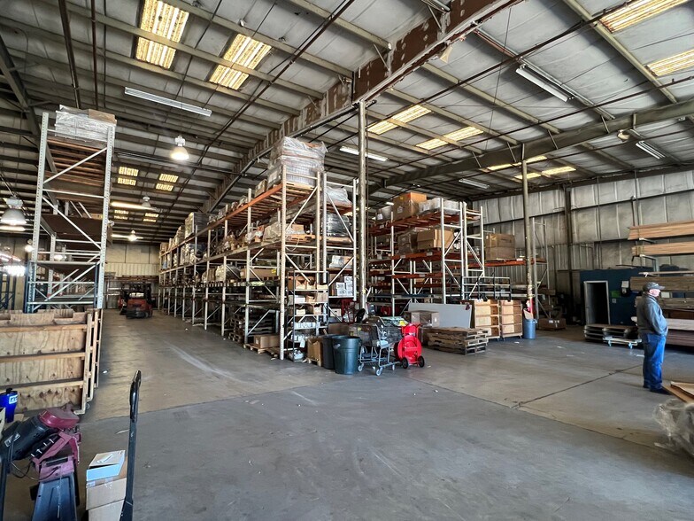 More Photos Of 2250 Australian Ave, Riviera Beach Warehouse For Lease