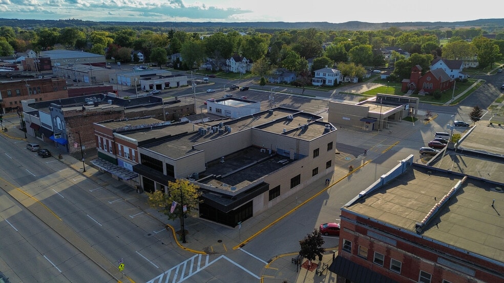 More Photos Of 1001 Superior Ave, Tomah General Retail For Sale