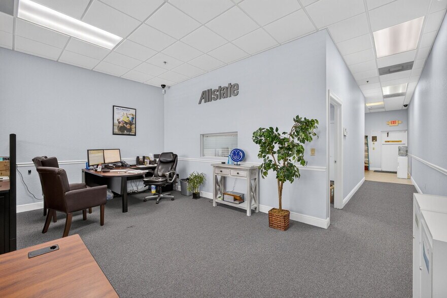 More Photos Of 2151 S Alternate A1A Hwy, Jupiter Medical For Sale