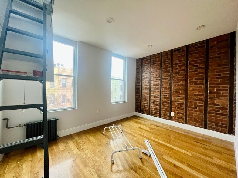 More Photos Of 197 Nassau Ave, Brooklyn Apartments For Sale