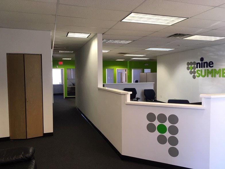 More Photos Of 7 Research Dr, Woodbridge Office For Sale