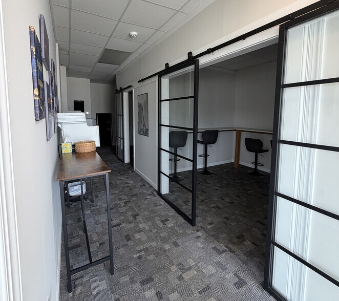 More Photos Of 513 19th St, Virginia Beach Storefront Retail Office For Lease