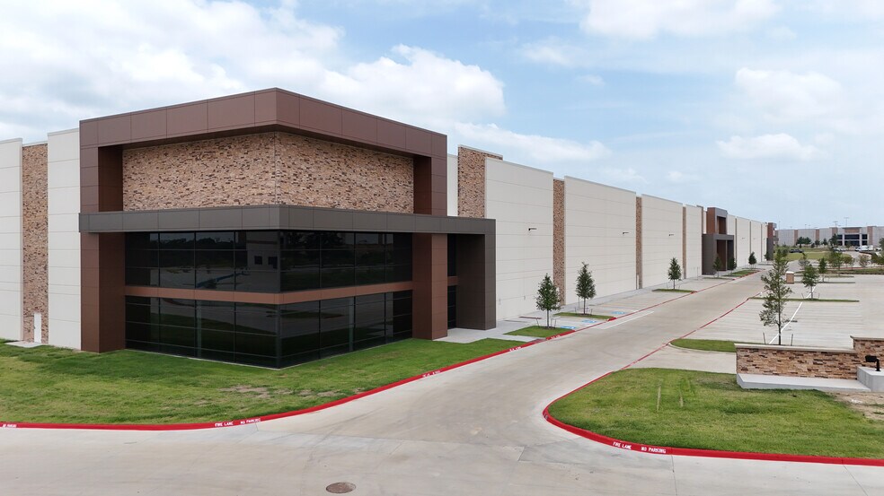 Primary Photo Of Spinks Rd & Valley Pky, Lewisville Unknown For Lease