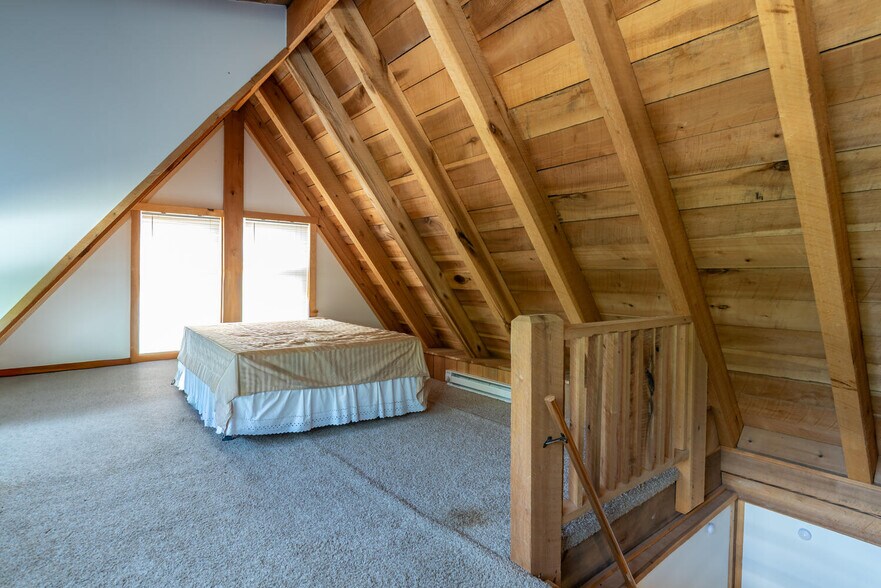 More Photos Of 8939 E Southshore Dr, Unionville Restaurant For Sale