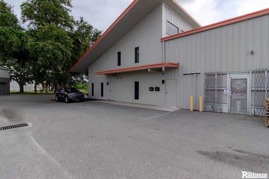 More Photos Of 4100 Recker Hwy, Winter Haven Warehouse For Lease