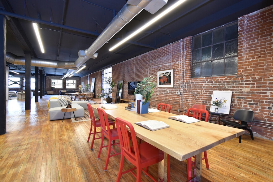 More Photos Of 500-530 Molino St, Los Angeles Office For Sale