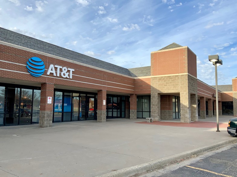 Primary Photo Of 5109 82nd St, Lubbock Storefront For Lease