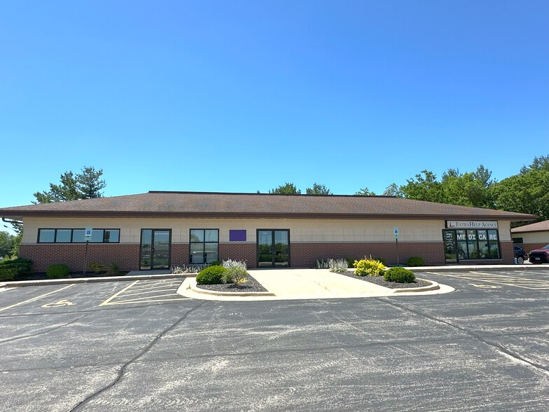 Primary Photo Of 5003 Hononegah Rd, Roscoe Storefront Retail Office For Sale