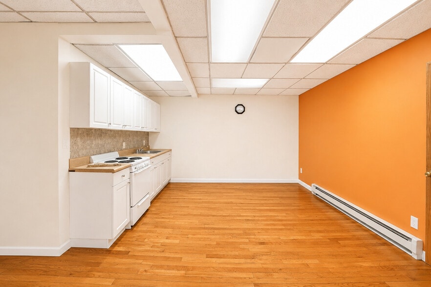 More Photos Of 64-19 Myrtle Ave, Ridgewood Freestanding For Sale