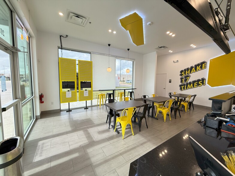 More Photos Of 23015 Colonial Pky, Katy Storefront Retail Office For Lease