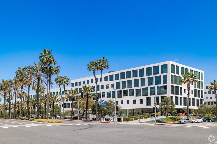 More Photos Of 12105 W Waterfront Dr, Playa Vista Loft Creative Space For Lease