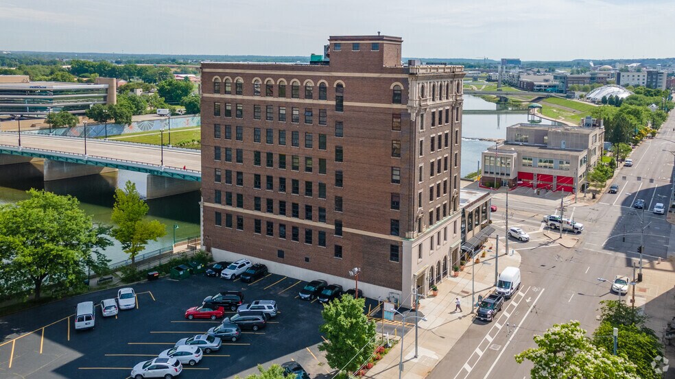 More Photos Of 11 W Monument Ave, Dayton Loft Creative Space For Lease