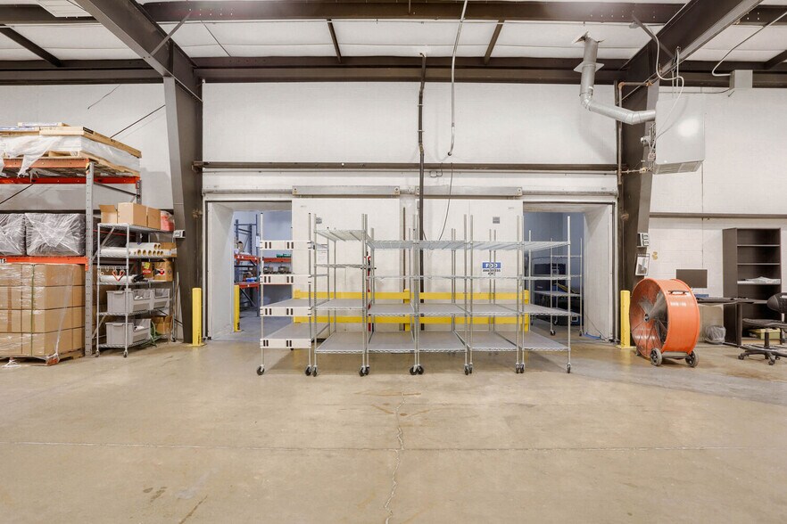 More Photos Of 573 S Arthur Ave, Louisville Warehouse For Sale