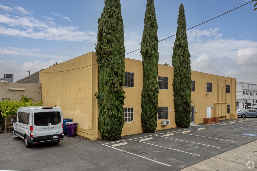 More Photos Of 3838 Atlantic Ave, Long Beach Loft Creative Space For Lease