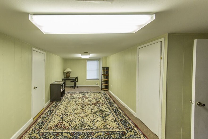 More Photos Of 1502 Main St, Seabrook Office Residential For Lease