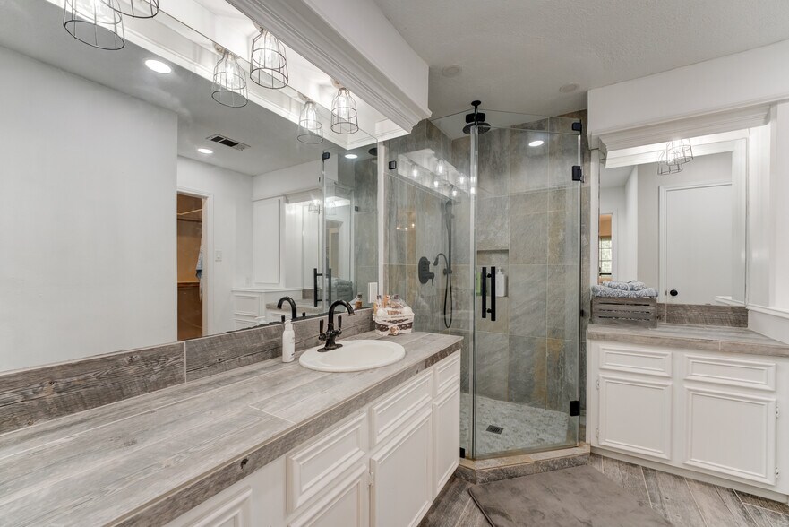 More Photos Of 19323 Belleau Wood Dr, Humble Flex For Sale