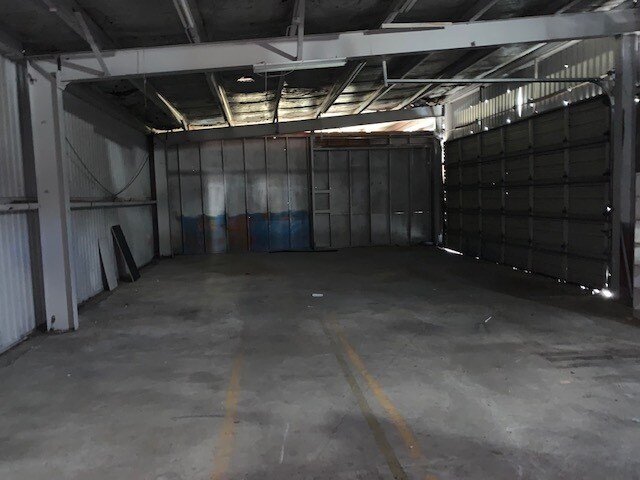 More Photos Of 7126 Lawndale St, Houston Storefront For Sale