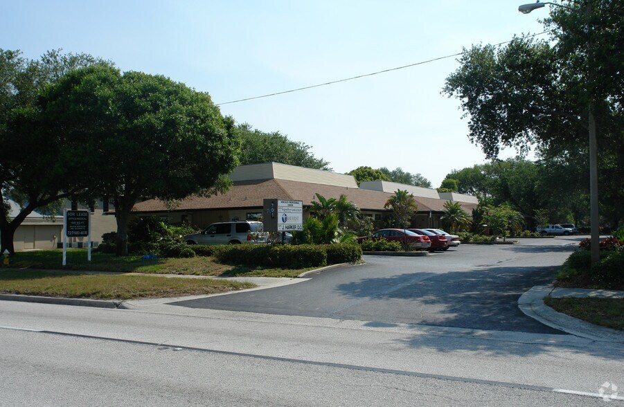 More Photos Of 701 N Hercules Ave, Clearwater Medical For Lease