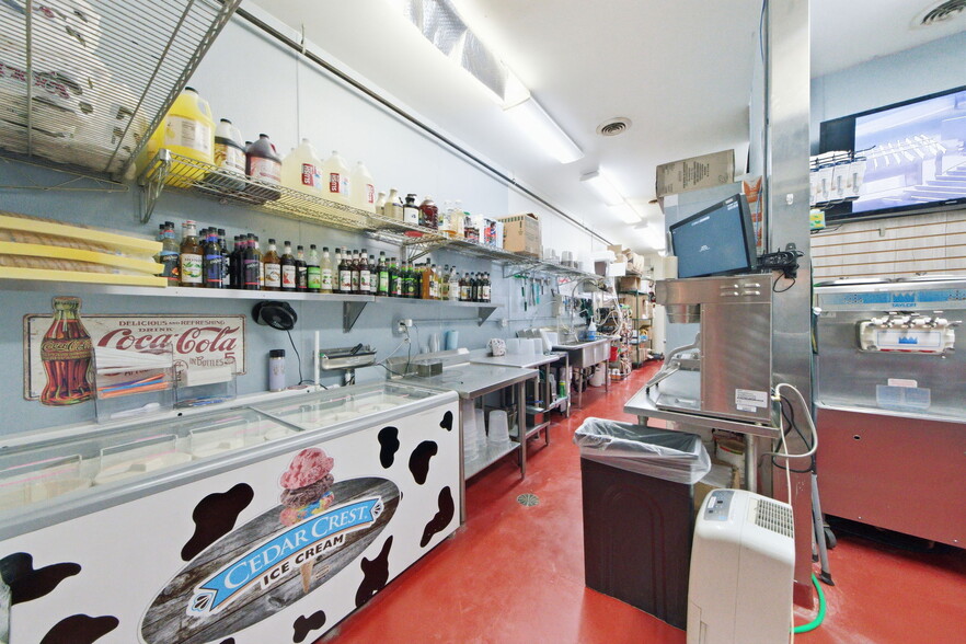 More Photos Of 50 County Road 120, Saint Cloud Fast Food For Sale
