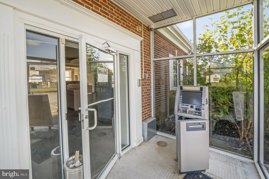 More Photos Of 4943 Landis Ave, Vineland Bank For Lease